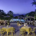 Üdülőközpont Florida Blue Bay & 4*