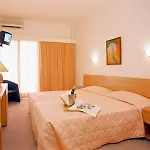 אתר נופש Florida Blue Bay & פסאתופירגוס