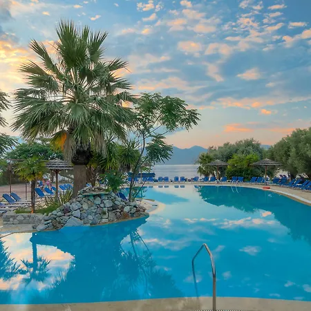 Florida Blue Bay & Psathopyrgos