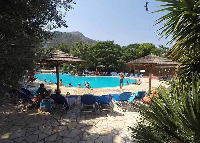 Resort Florida Blue Bay & Psathopirgos